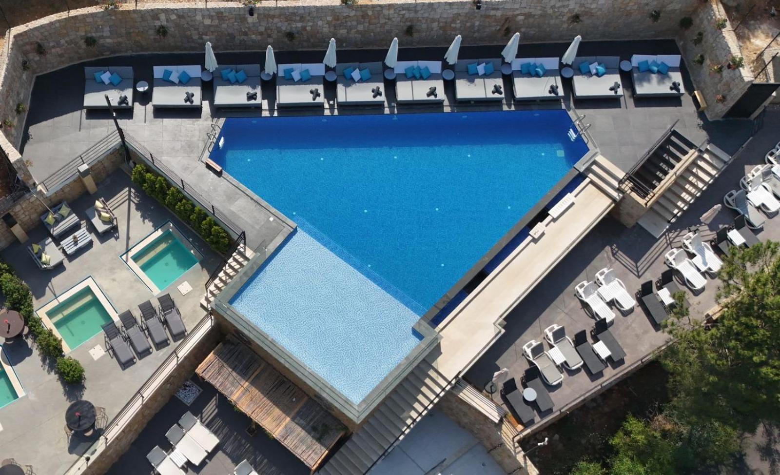 The Ray Hotel And Studios Бейрут Екстер'єр фото